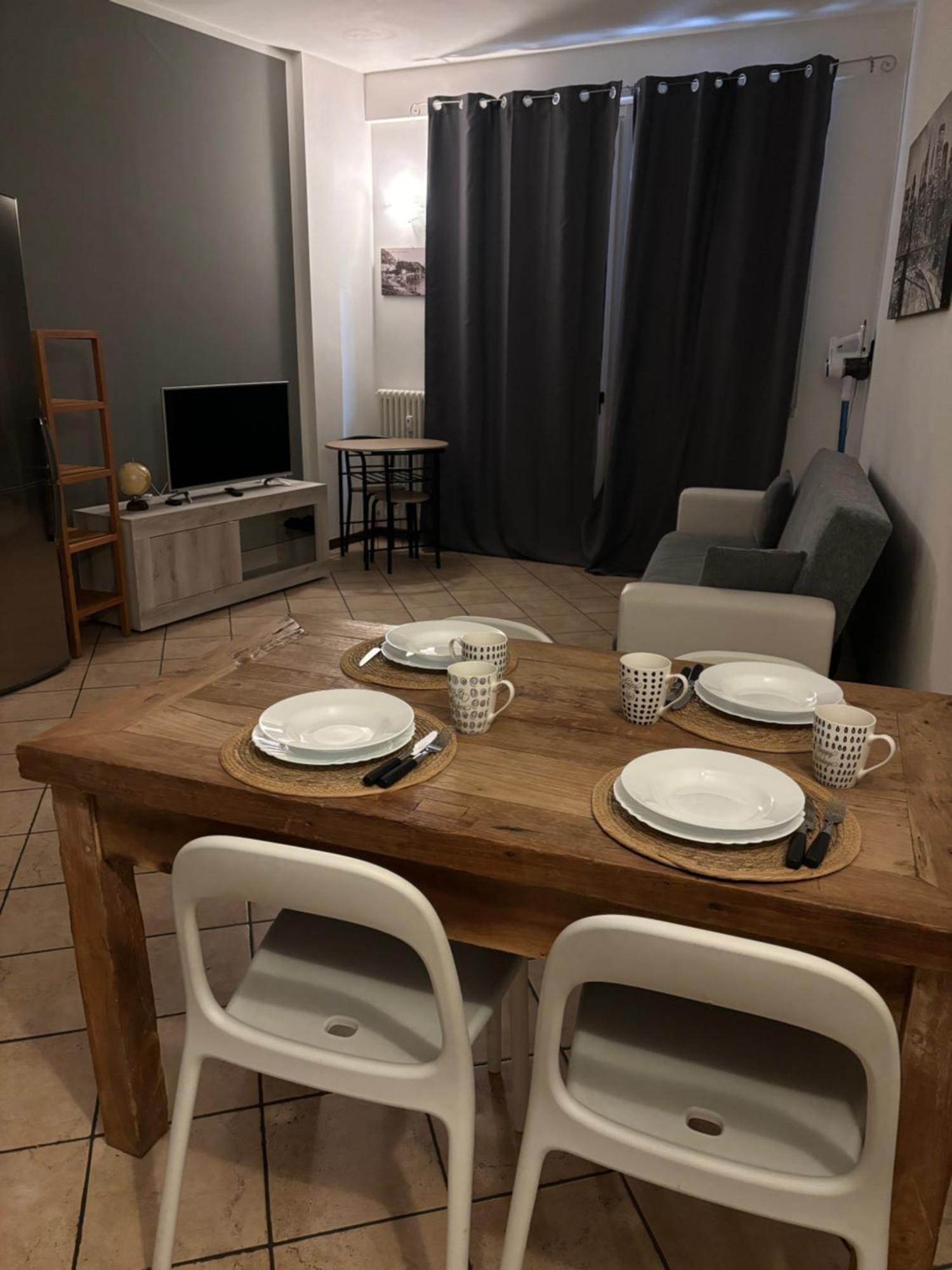 La Casa Di Ale Leilighet Lecco Eksteriør bilde